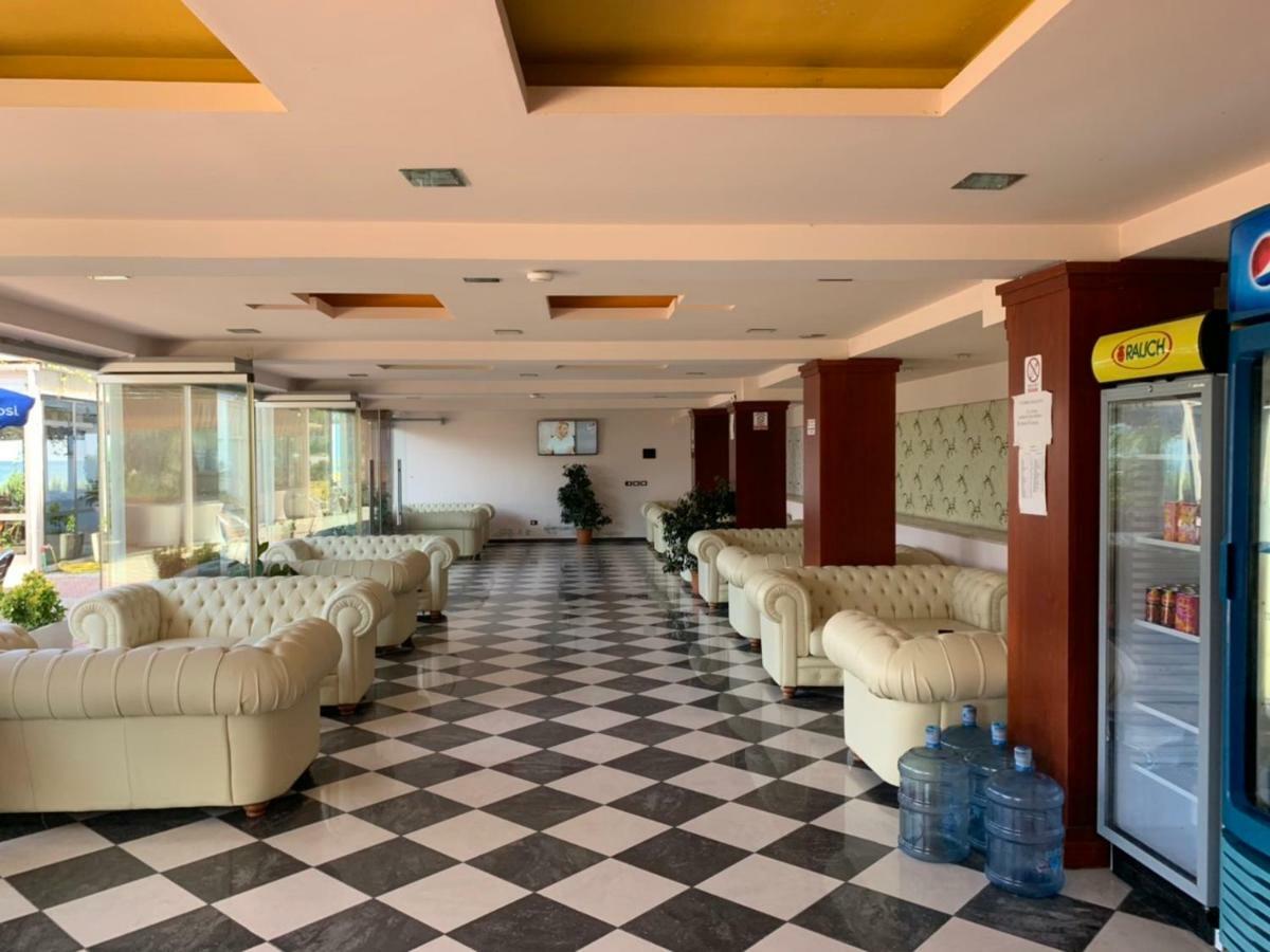 Hotel Ferrara Durres Luaran gambar