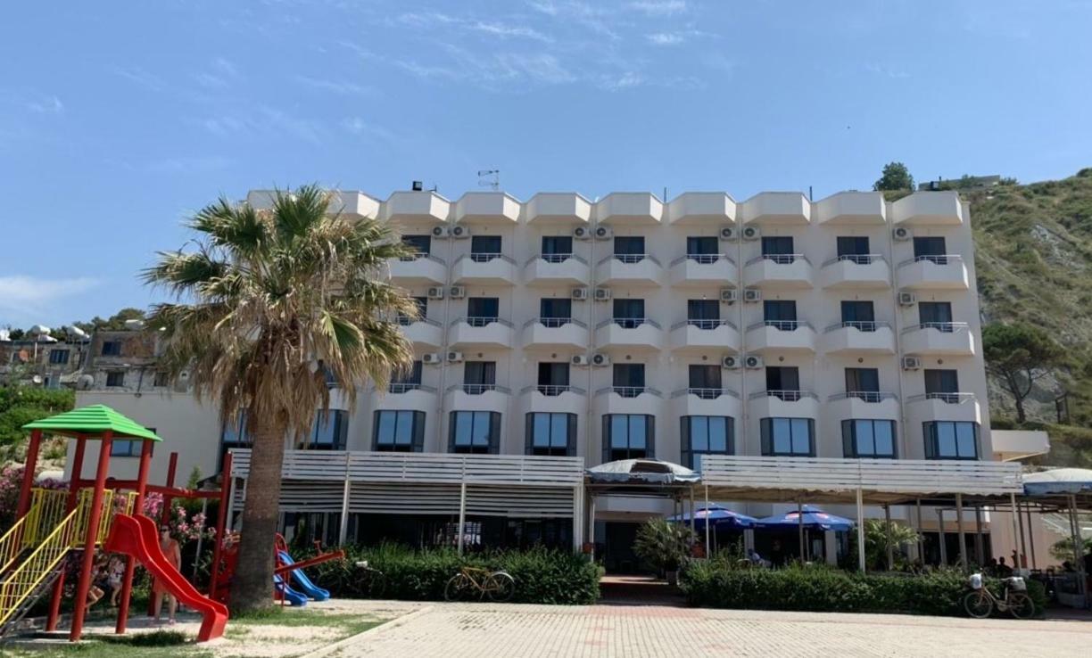 Hotel Ferrara Durres Luaran gambar